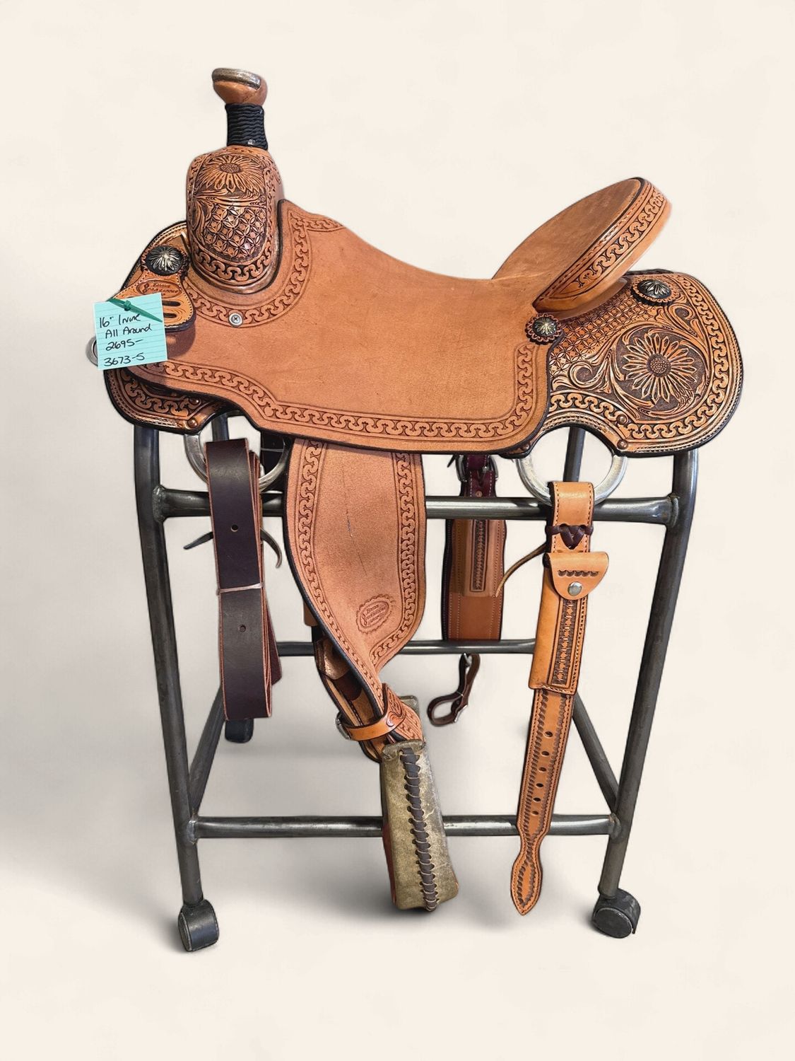 Irvine's 16" All Around Saddle