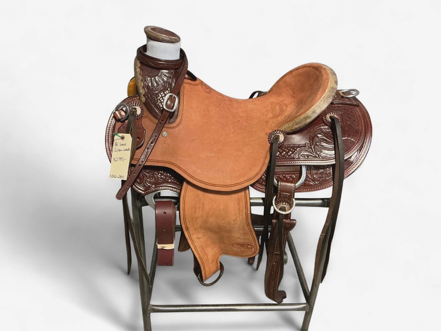 Irvine's Custom 16" Wade Saddle