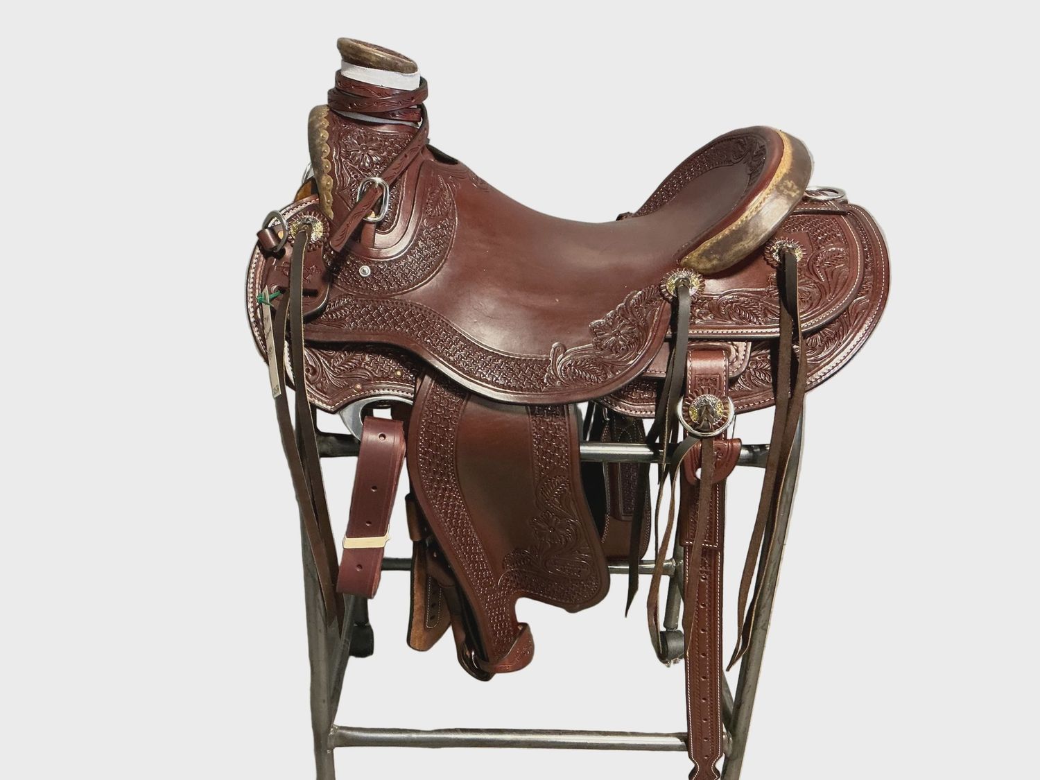 Irvine’s Custom 17” Wade Saddle