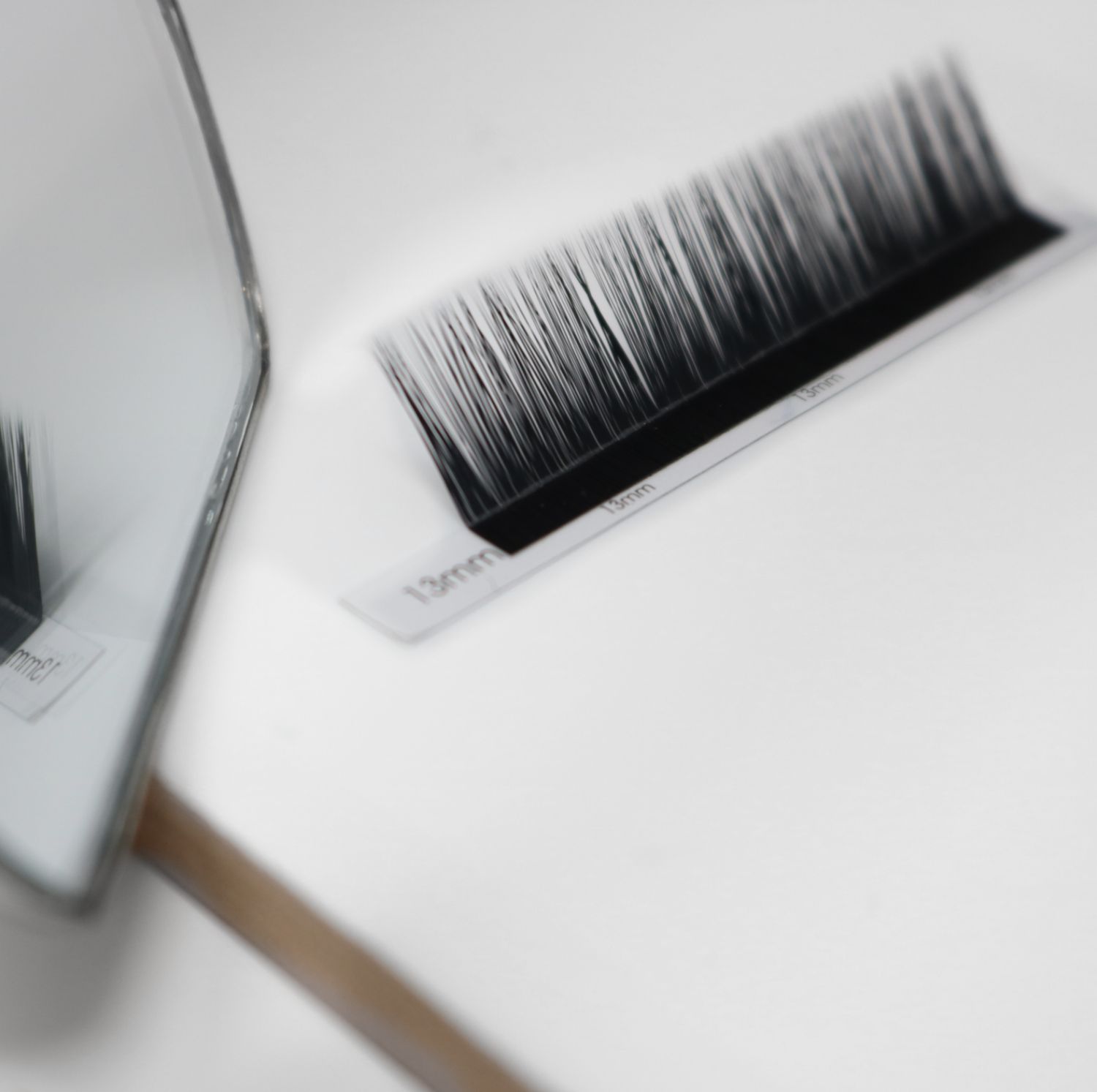 L CURL Volume Lashes SUPER MATTE