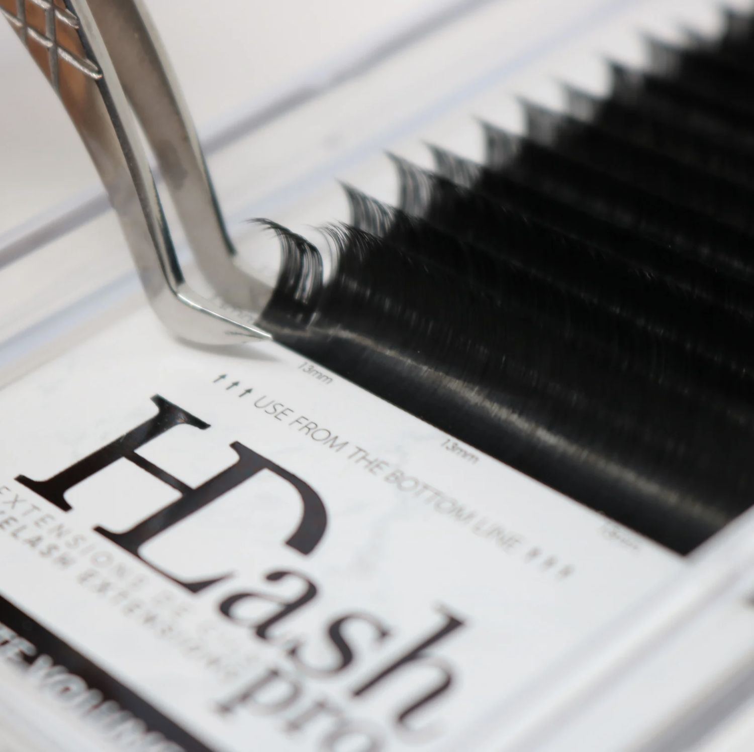 BLACK Volume Lashes SUPER MATTE