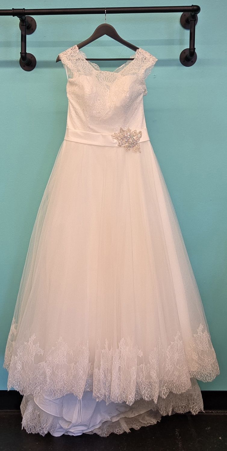 Size: 14   Brand: Mori Lee
