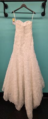 Size: 6    Brand: Mori Lee