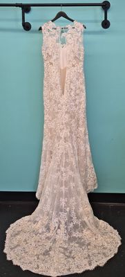 Size: 12   Brand: Allure