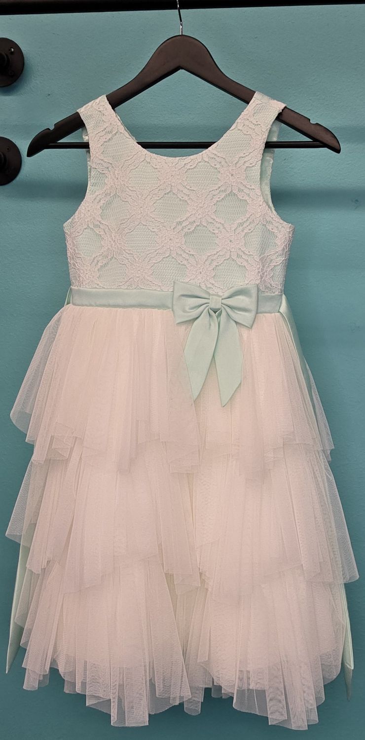 Size: 8   Brand: American Princess