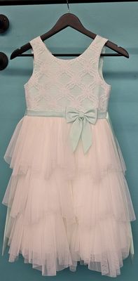 Size: 8   Brand: American Princess