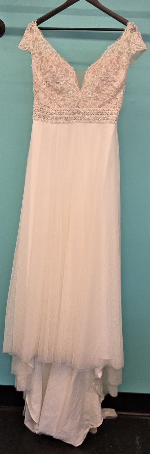 Size: 14  Brand: Maggie Sottero