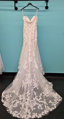 Size: 4   Brand: Casablanca Bridal