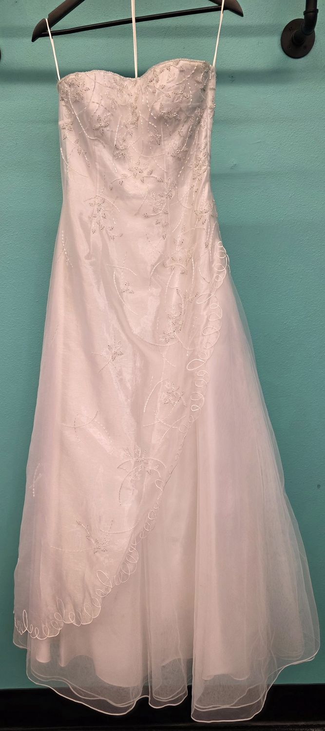 Size: 6   Brand: Alyce