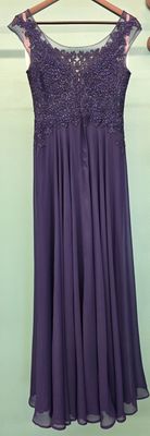 Size:  4   Brand:  Davids Bridal