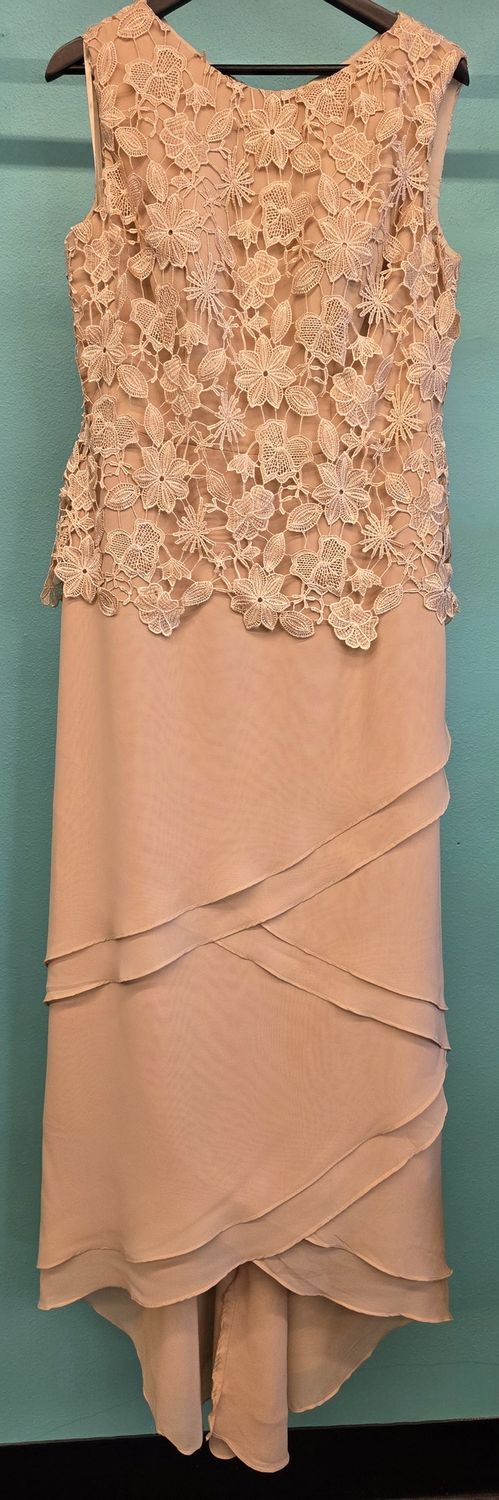 Size: 12  Brand: Ryan Michelle