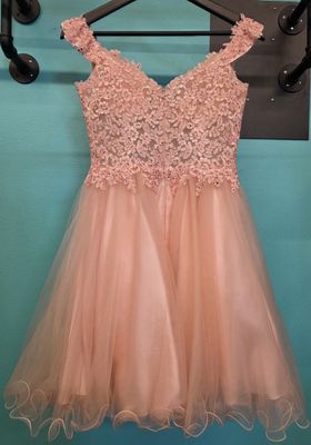 Size: 6   Brand: May Queen