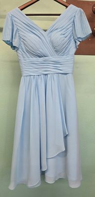 Size: C (4)   Brand: Azazie