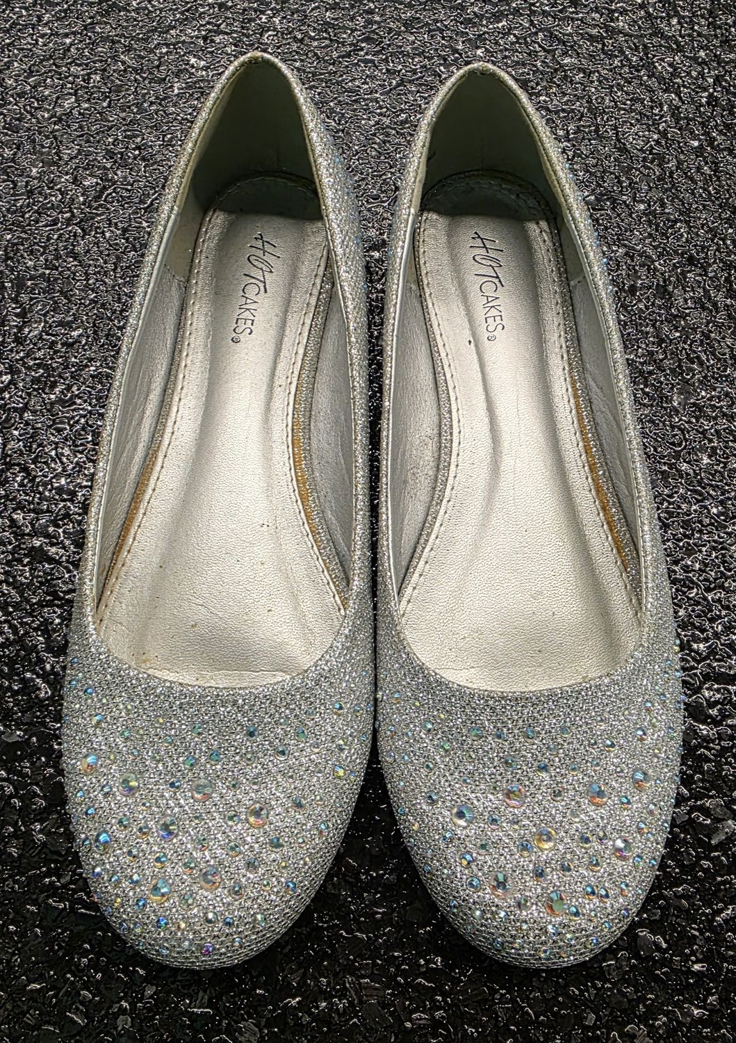 Size: 8M   Brand: Hot Cakes