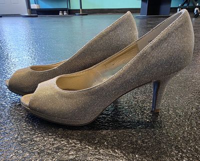 Size: 8   Brand: Kelly &amp; Katie