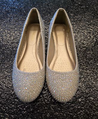 Size: 8   Brand: Dream Pairs