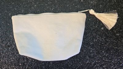 Makeup Bag  Brand: Unbranded