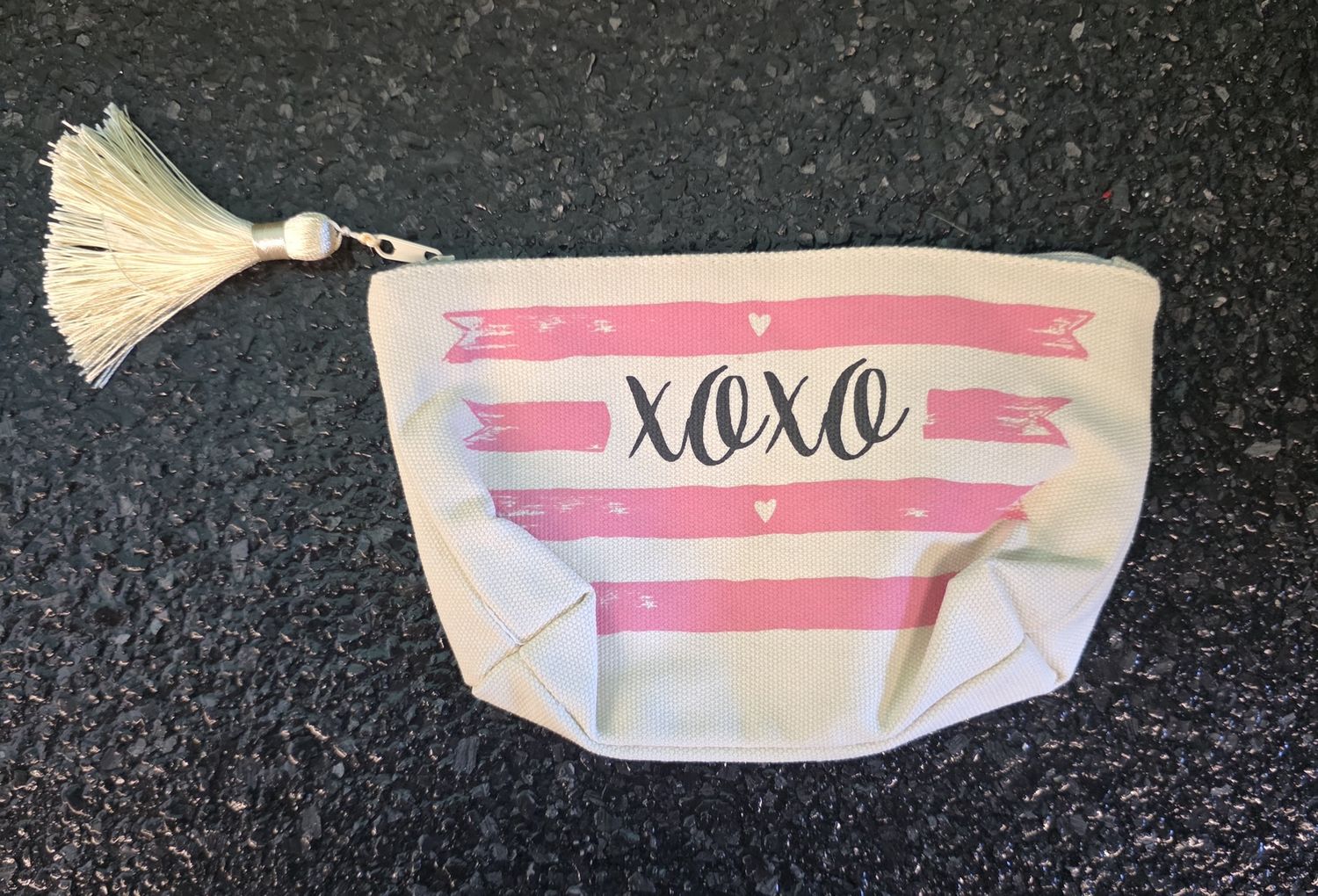 Makeup Bag  Brand: Unbranded