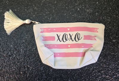 Makeup Bag  Brand: Unbranded