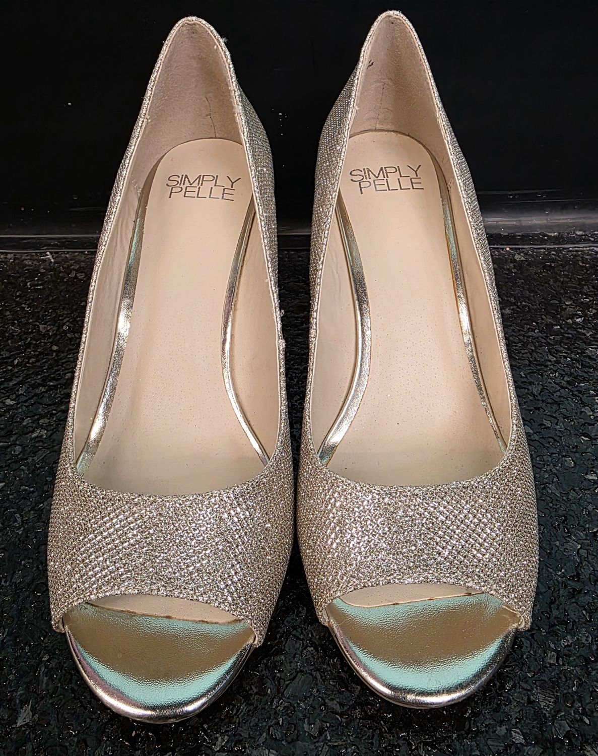 Size: 8.5   Brand: Simply Pelle