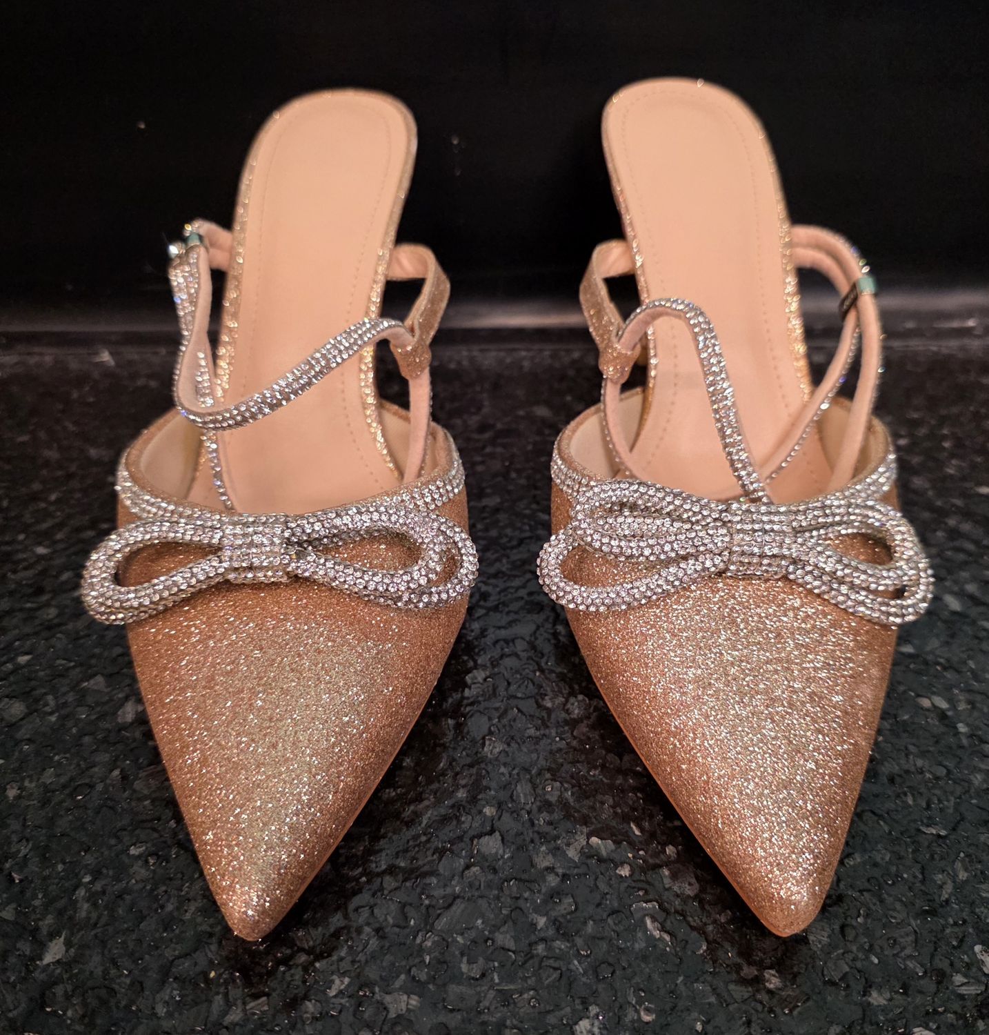 Size: 42 (11)     Brand: Unbranded