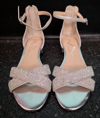 Size: 6.5   Brand: Nina