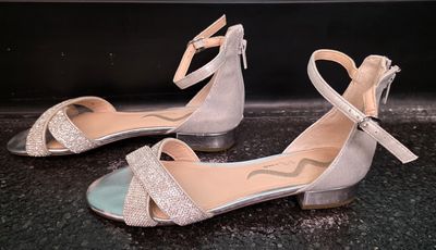 Size: 6.5   Brand: Nina
