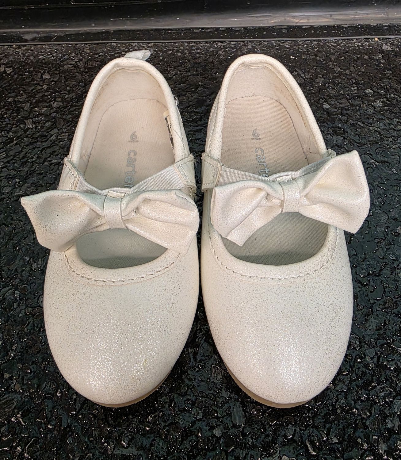 Size: 6 Toddler   Brand: Carter's