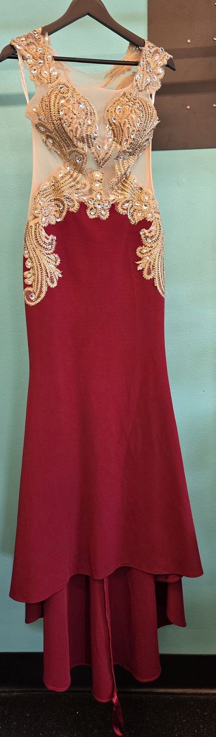 Size: 4    Brand: For Your Special Day