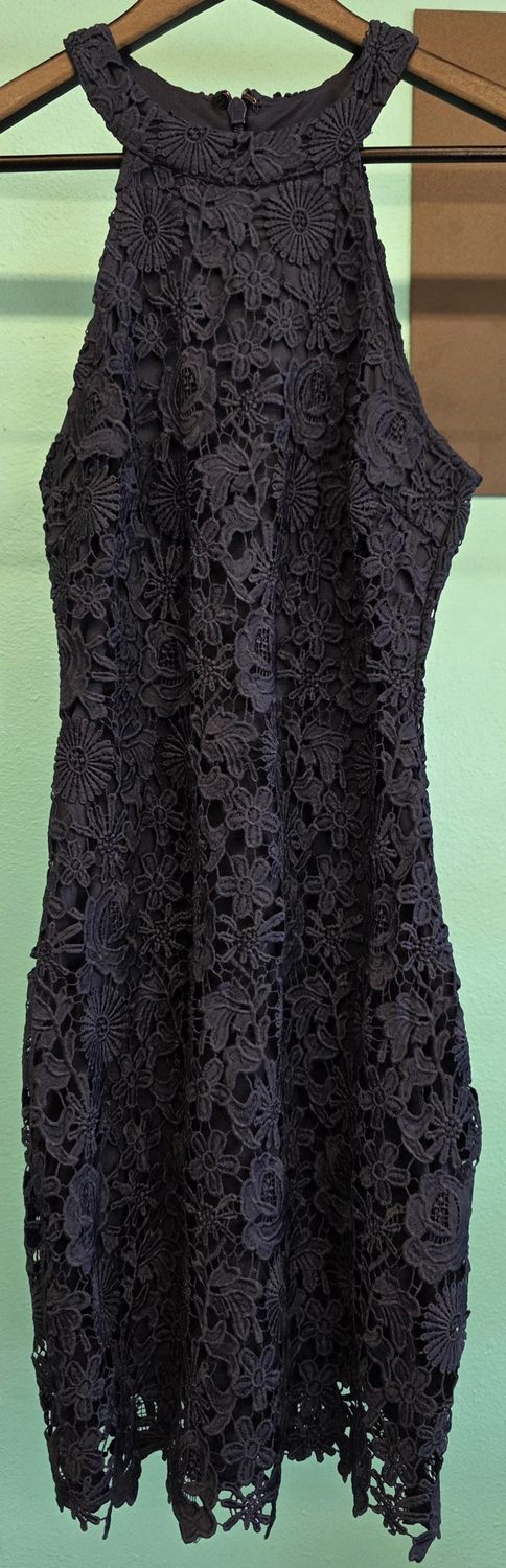 Size: S (2)   Brand: Lulus