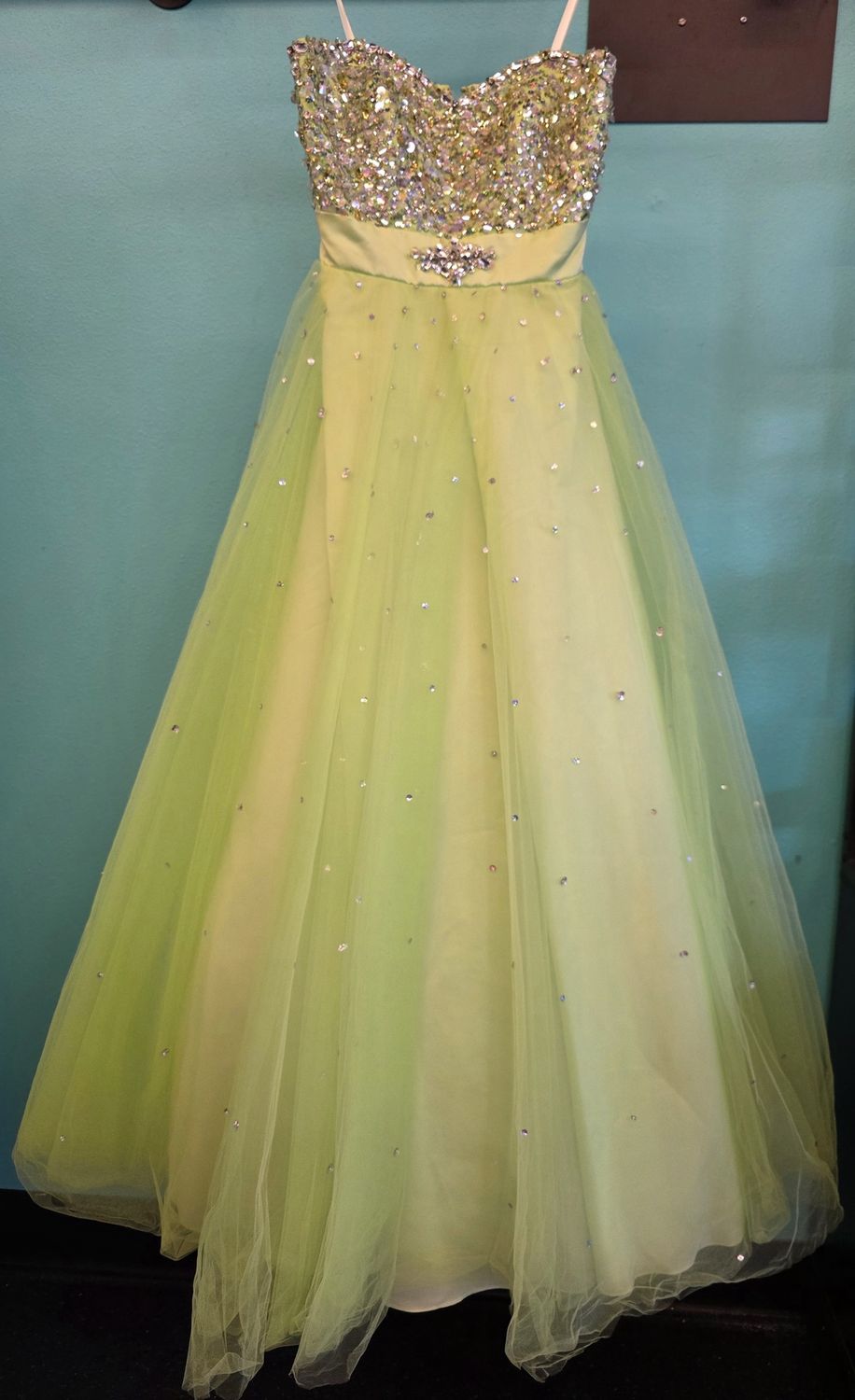 Size: 4 ?   Brand: Mori Lee