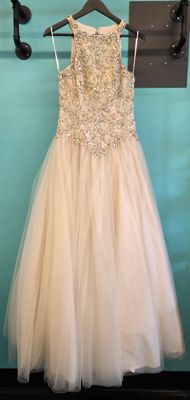 Size: 8    Brand: Anny Lee