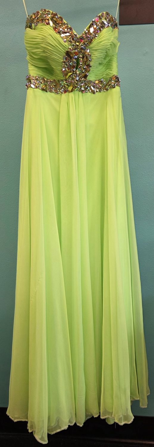 Size: 2   Brand: Night Moves