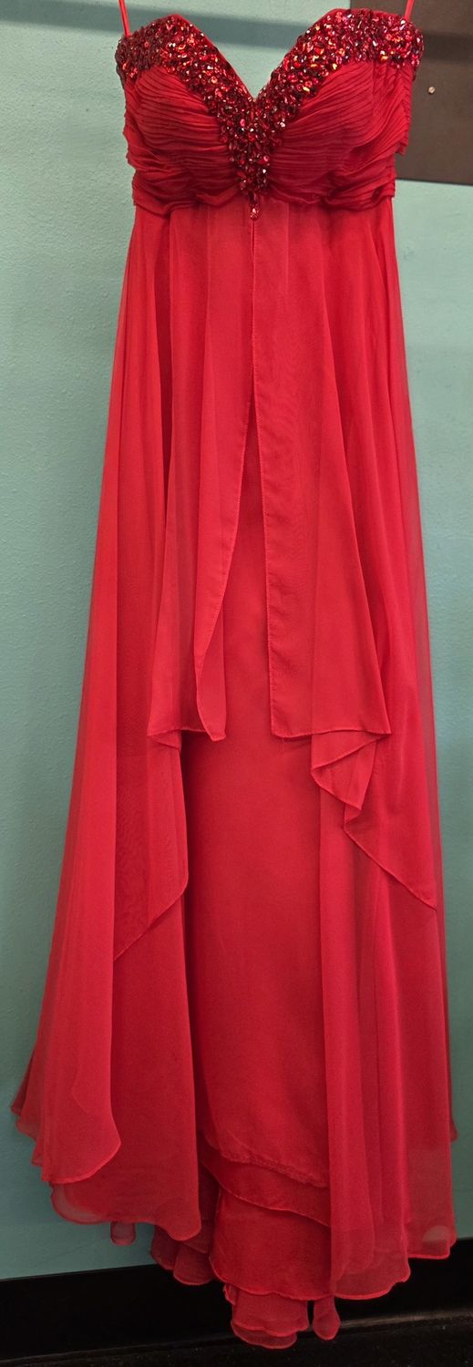 Size: 6   Brand: Mori Lee