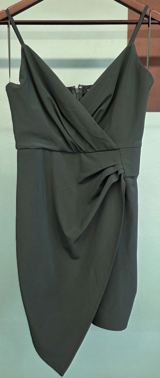 Size: S (4)   Brand: Blue Blush