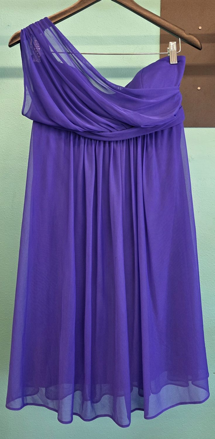 Size: 10    Brand: Davids Bridal