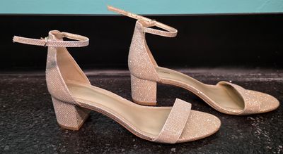 Size: 9    Brand: Pizz Annu