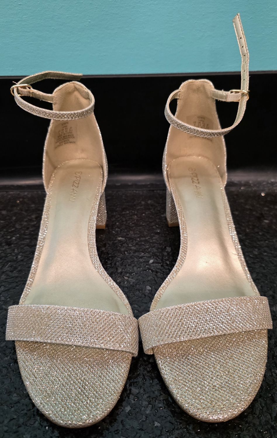 Size: 9    Brand: Pizz Annu