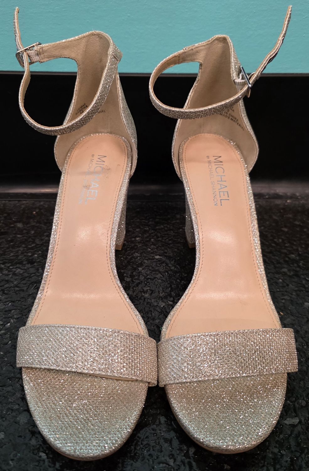 Size: 10   Brand: Michael Shannon