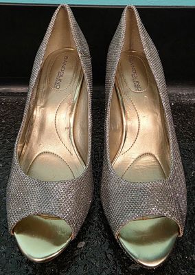Size: 8   Brand: Bandolino B Flexible