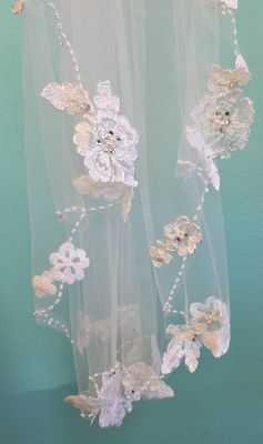 Ivory - Lace Beaded Edge - Veil