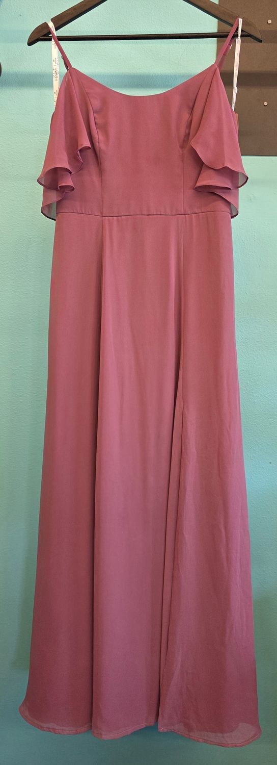 Size: 4    Brand: Celebrate DB Studio