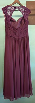 Size: 14     Brand: Mori Lee