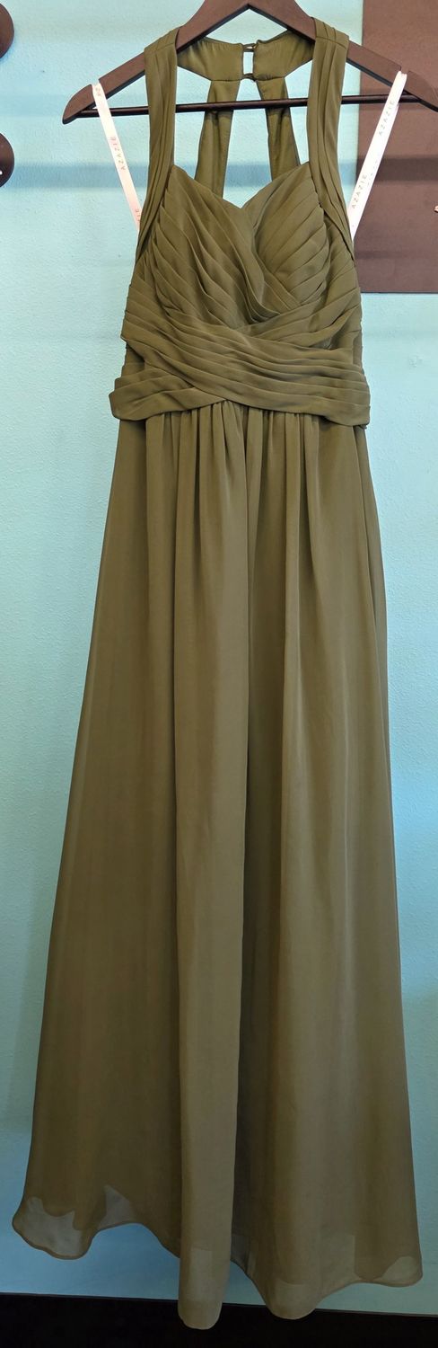 Size: 8    Brand: Azazie