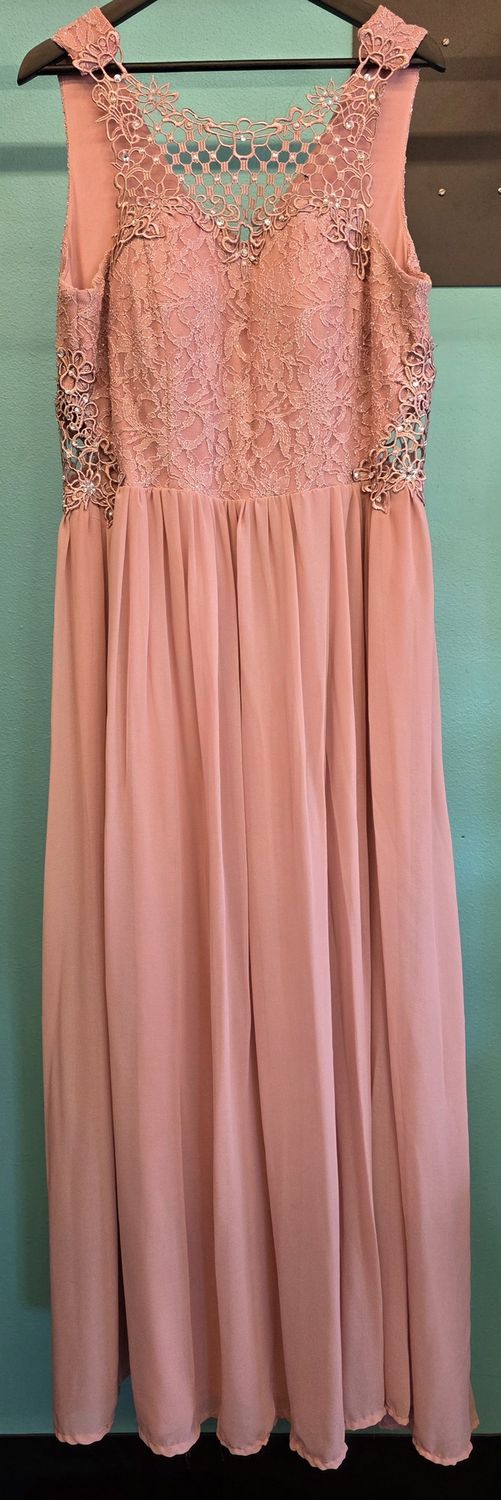 Size: 20    Brand: City Studio