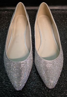 Size: 9    Brand: Davids Bridal