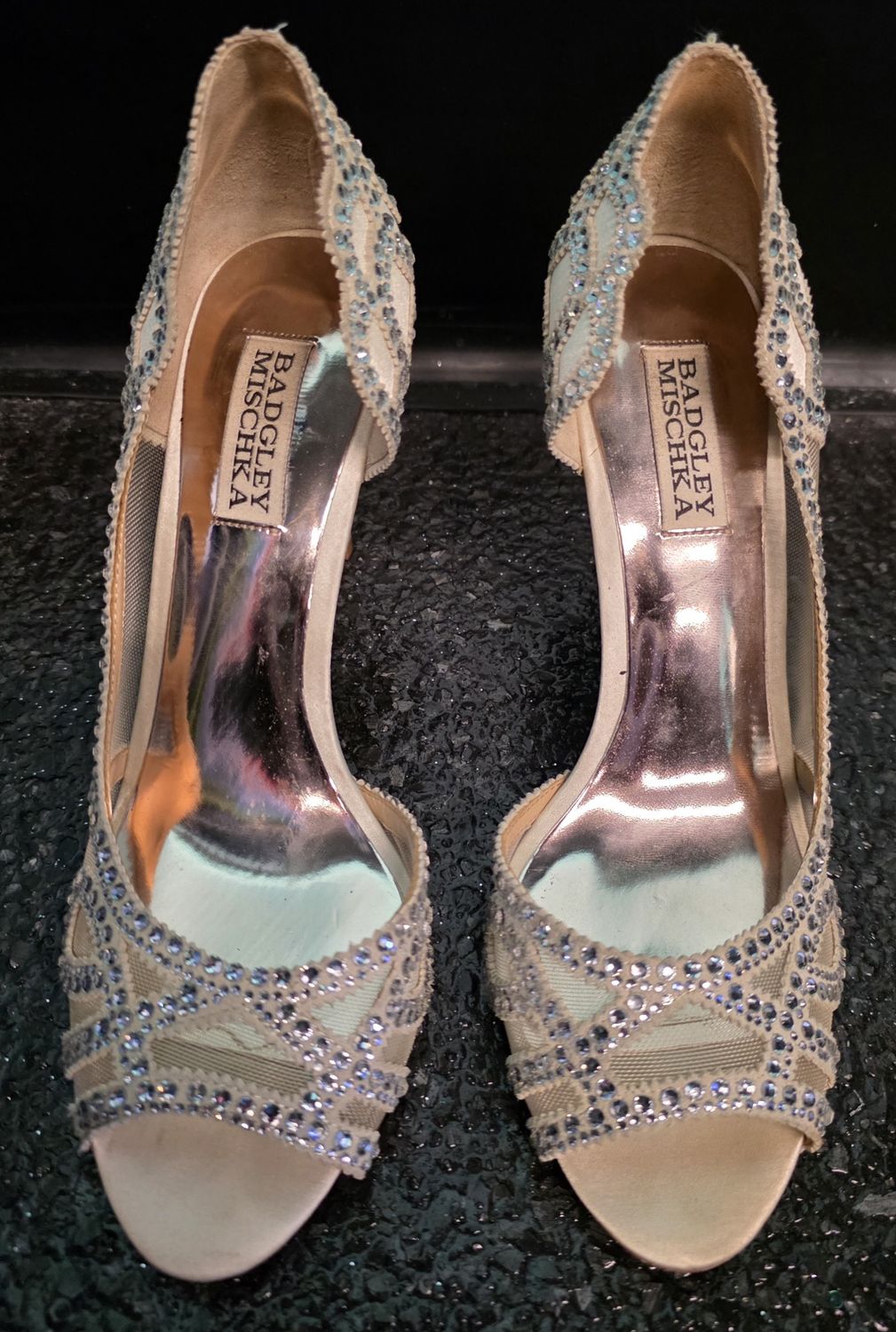 Size: 7.5   Brand: Badgley Mischka