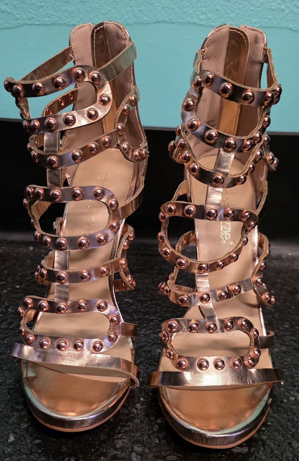 Size: 6.5   Brand: Shoedazzle