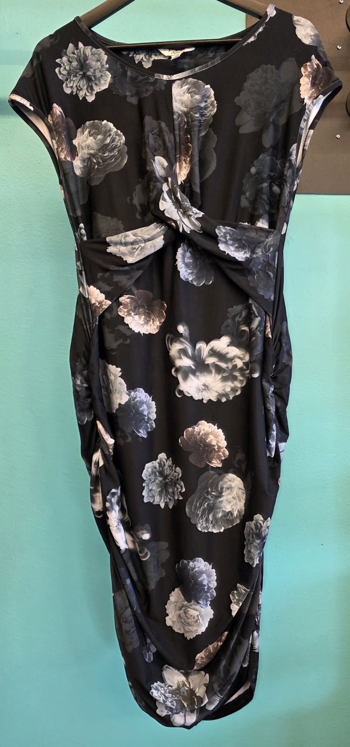 Size: L (14)  MATERNITY  Brand: Ripe