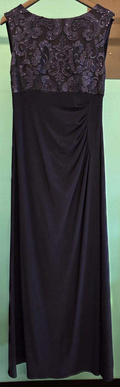 Size: 12     Brand: Alex Evenings